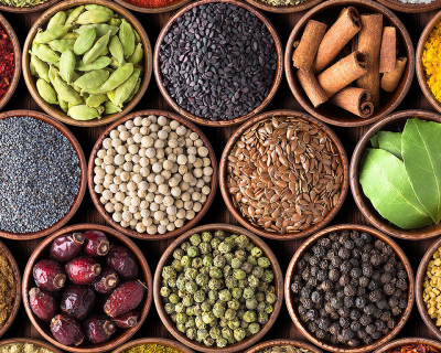 Làm Sao Để Mua Và Bảo Quản Gia Vị Đúng Cách ?